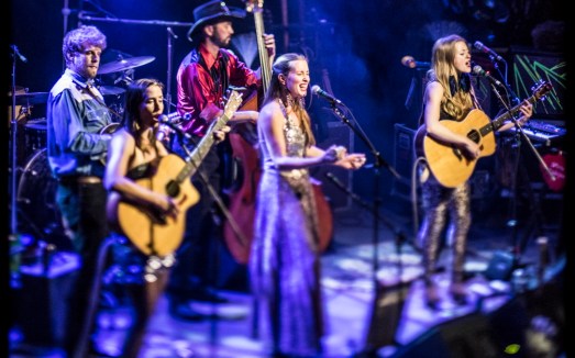 The T Sisters ©Jay Blakesberg
